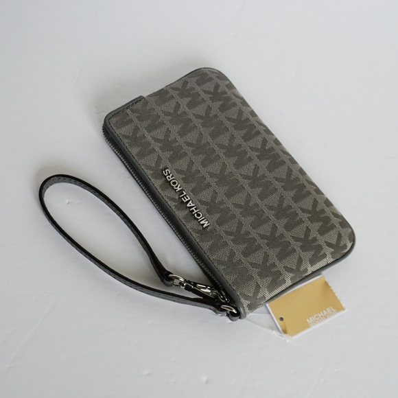 Michael Kors Jet Set Travel TZ Wristlet Grey - Picture 4 of 8